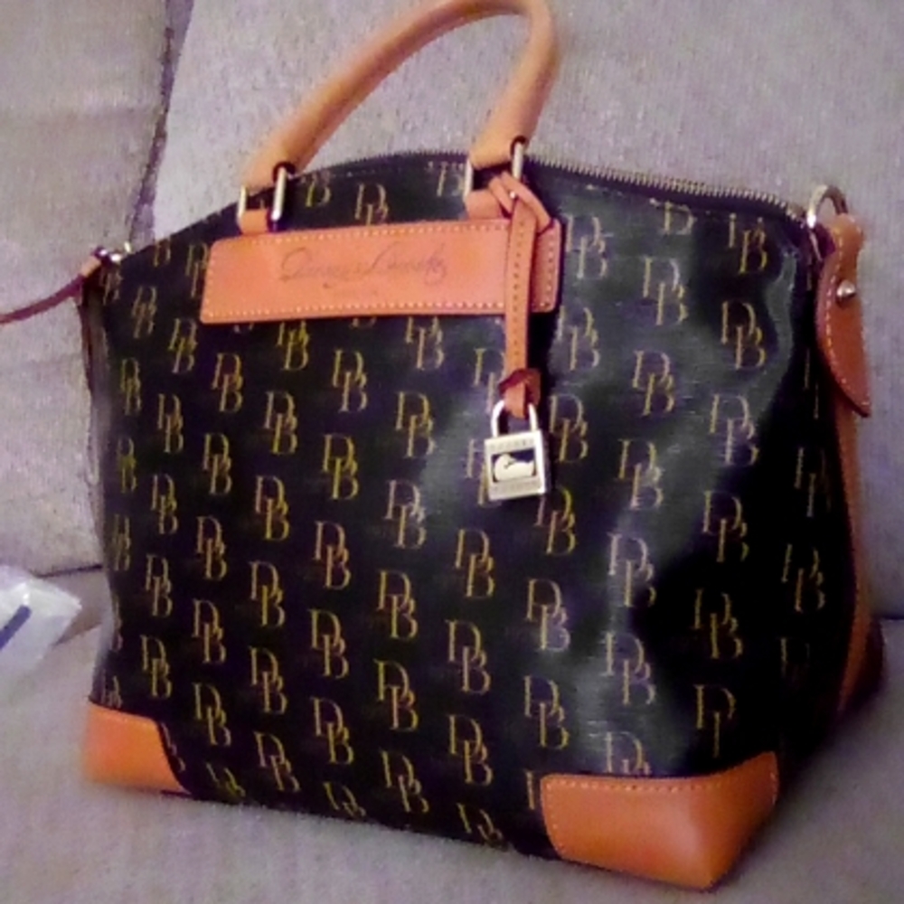 Dooney and Bourke purse